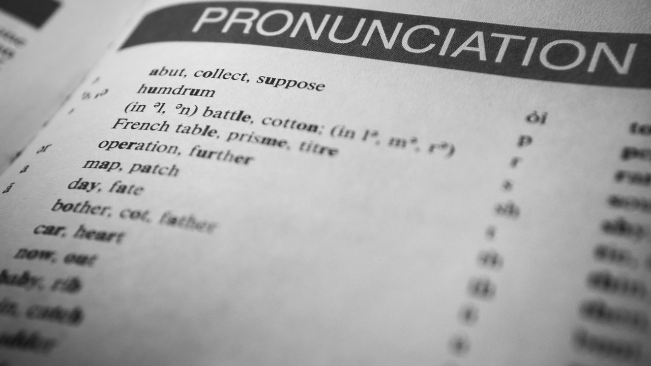 Comment prononcer th en anglais​ ?